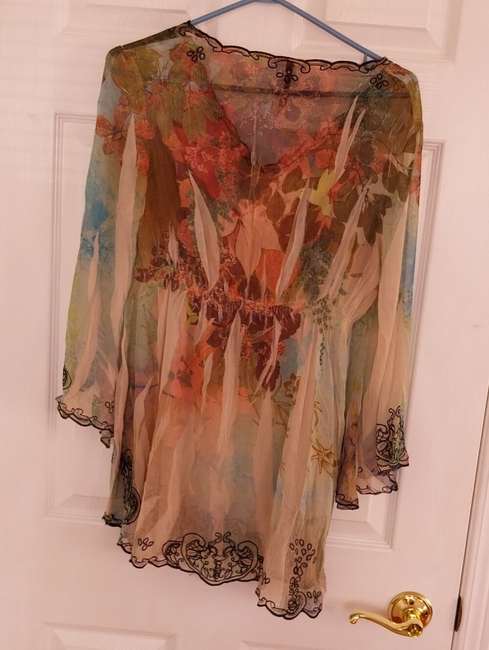 Sheer Floral V-Neck Women’s Top in Multicolor - Picture 9 of 11